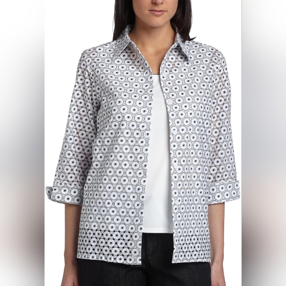Alfred Dunner Tops - Alfred Dunner Eyelet Detail‎ Button Front Cotton Shirt